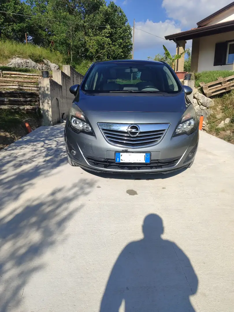 Opel Meriva 1.7 cdti Panoramic c/navi b-Color 130cv - 1