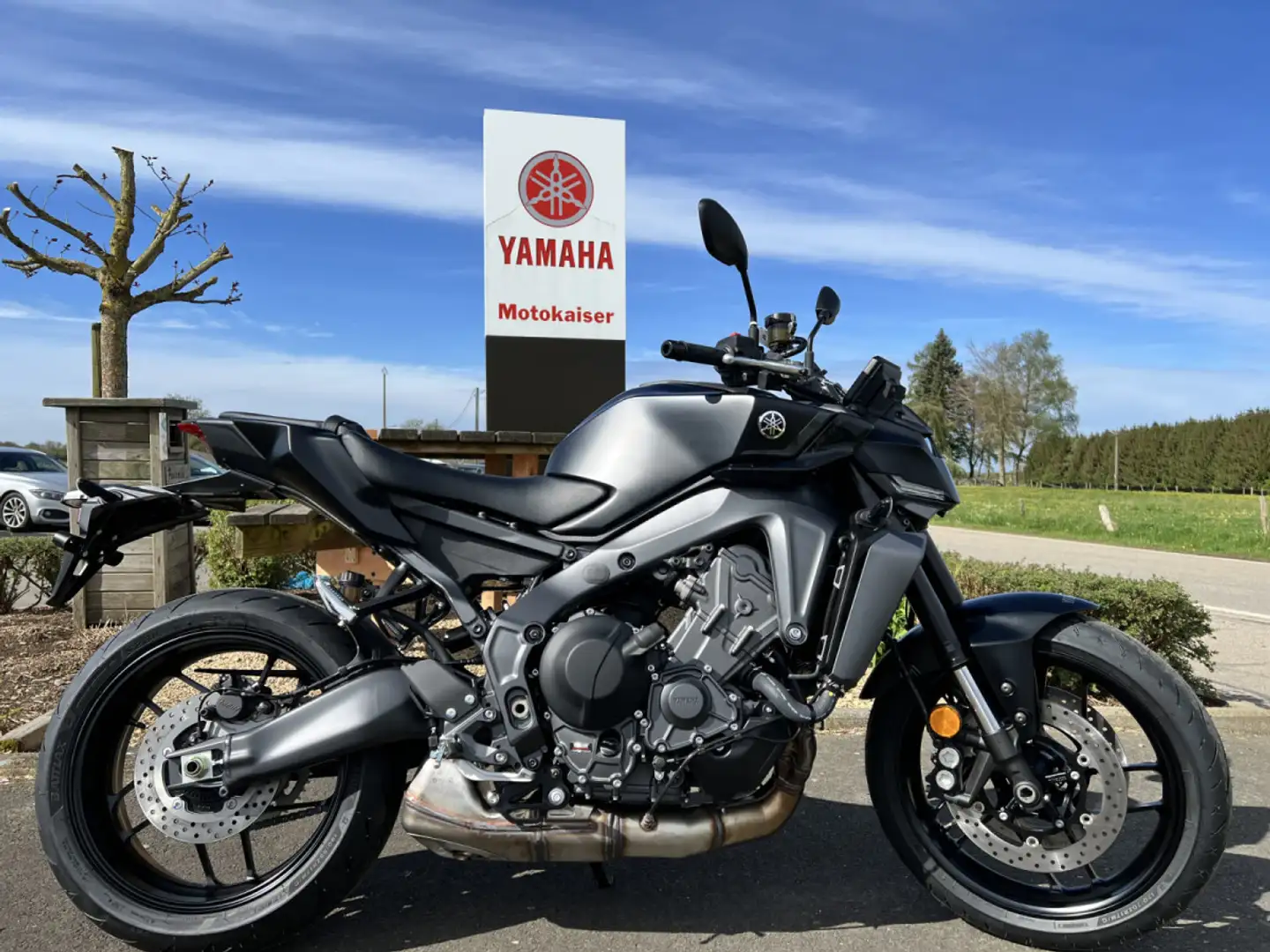Yamaha MT-09 Zwart - 1