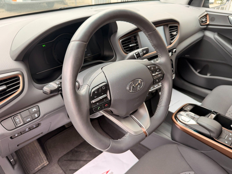 Hyundai IONIQ Ioniq Style Elektro SOH 1.Hand Assist LED — photo 14