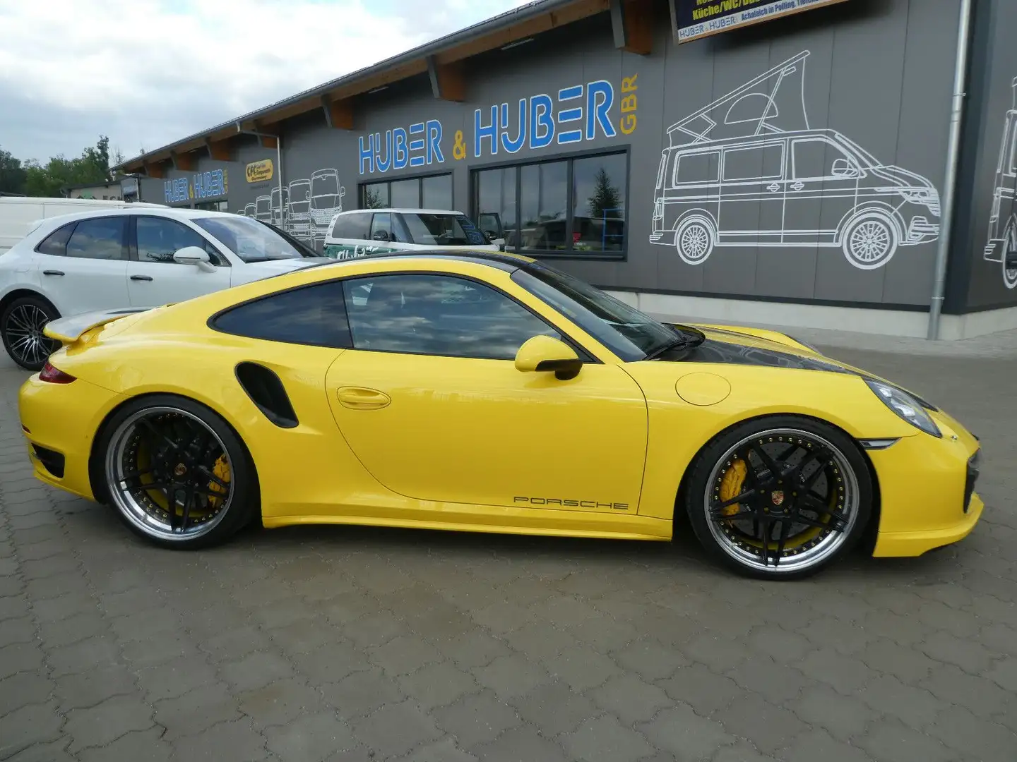 Porsche 911 Turbo S      Original nur 47000 km Gelb - 1