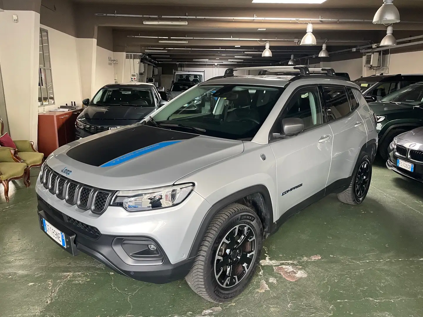 Jeep Compass 1.3 turbo 240cv phev Trailhawk 4xe PREZZO REALE Argento - 1