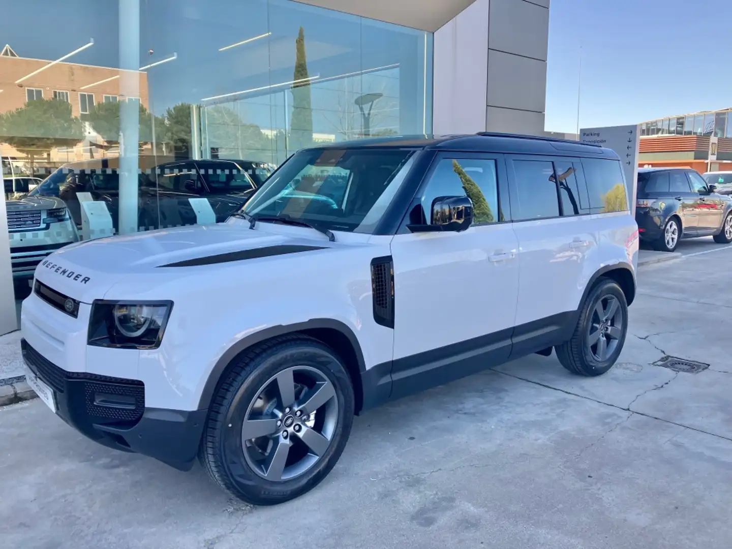 Land Rover Defender 110 3.0D l6 MHEV S AWD Aut. 250 Blanc - 2