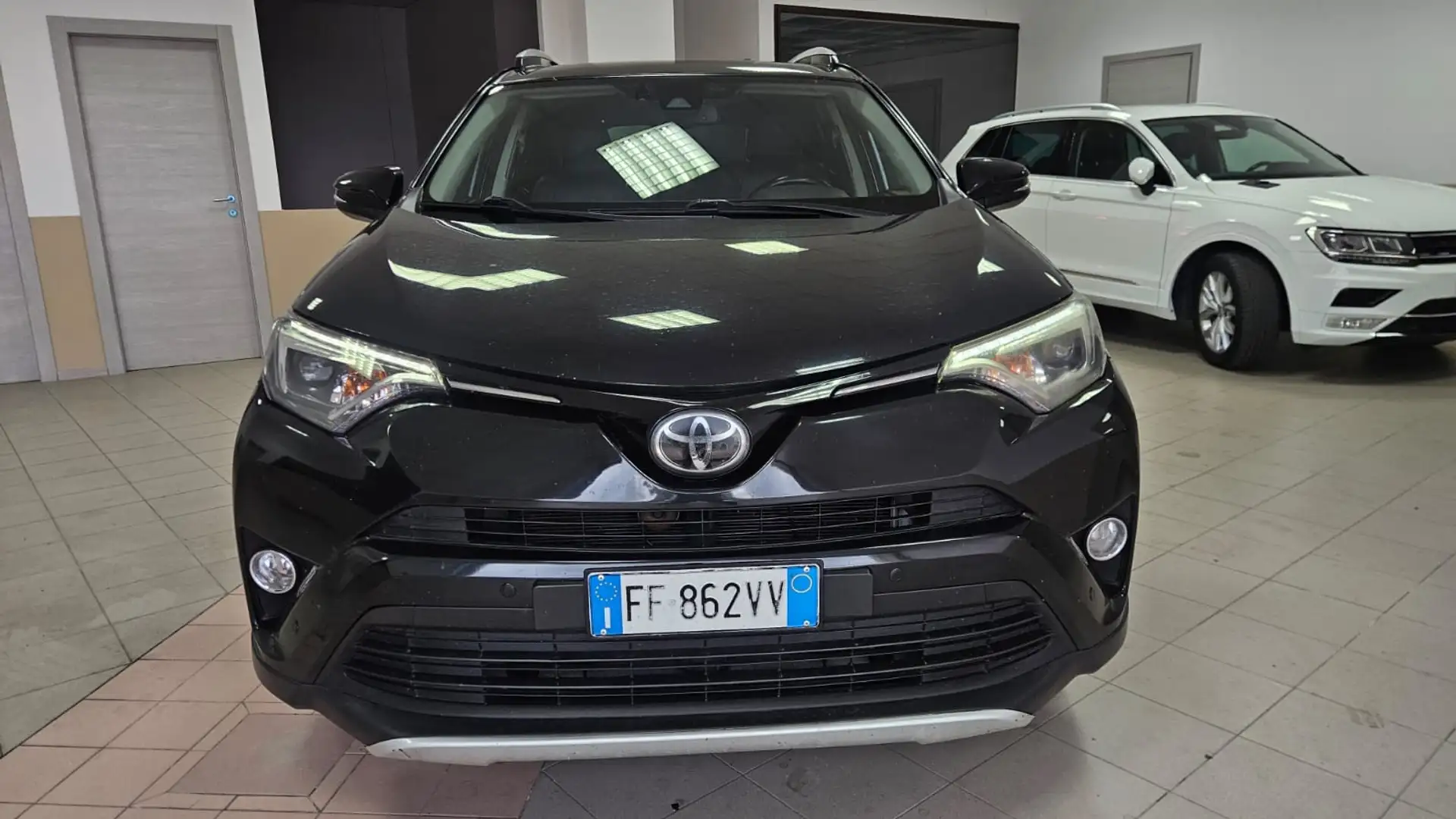 Toyota RAV 4 Rav4 2.0 d-4d Lounge 2wd mt my17 - 2