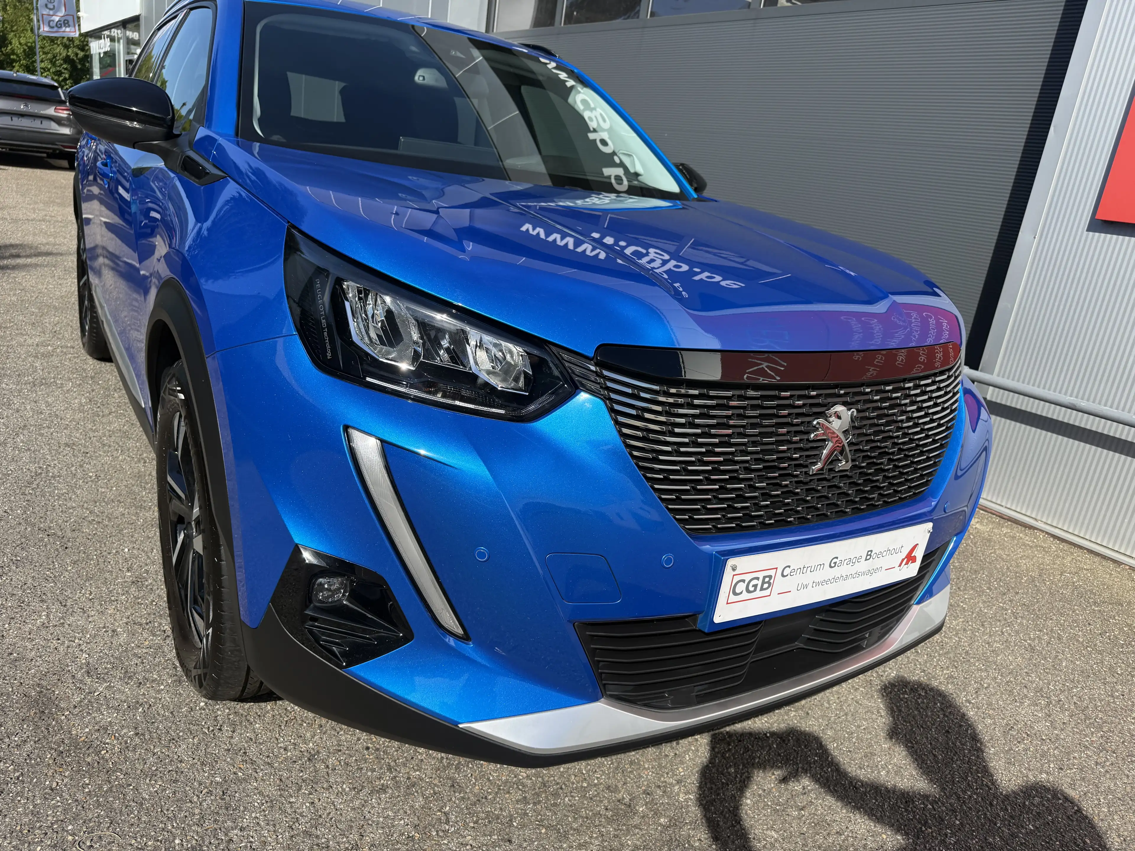 Peugeot 2008 12 SPECIAL ROADTRIP 101pk camera.sens V+A topper — photo 2