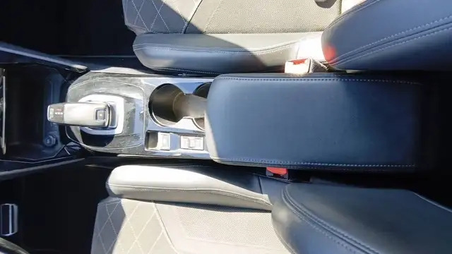 Peugeot 2008 view 27