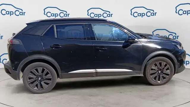 Peugeot 2008 view 4