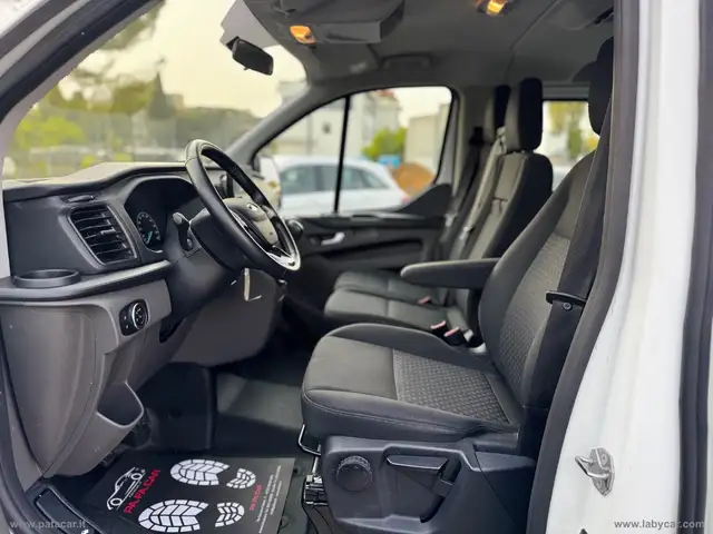 Ford Transit Custom view 7
