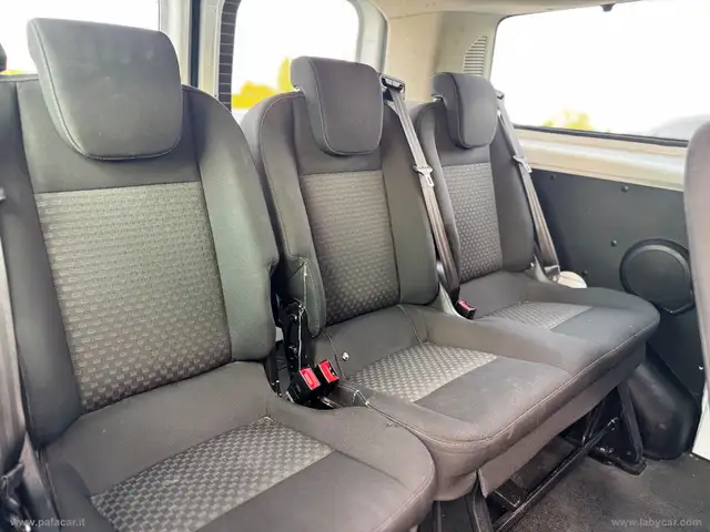 Ford Transit Custom view 24