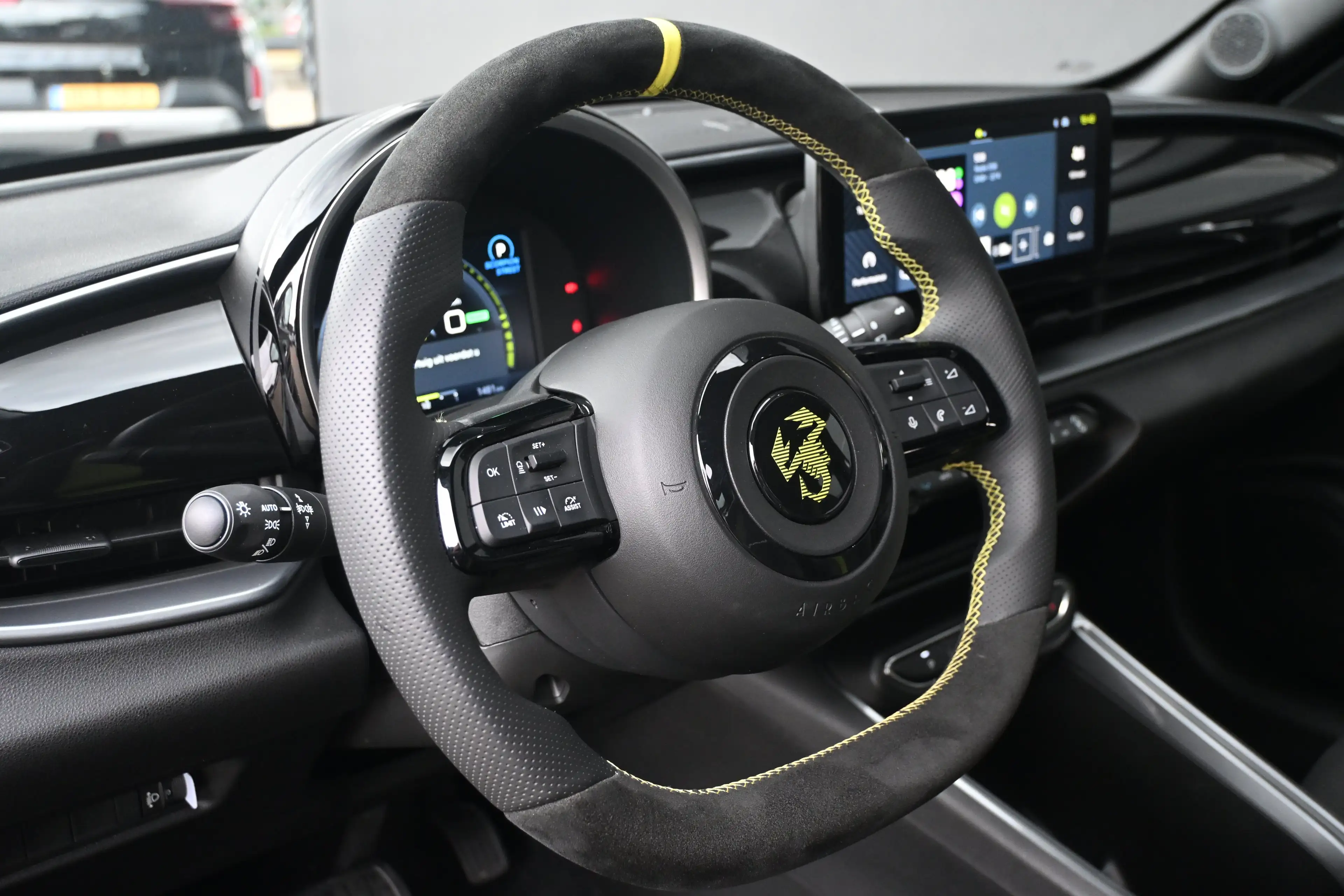 Abarth 600e Turismo 54 kWh 240pk | Torssen Sperdefferentieel | — photo 20