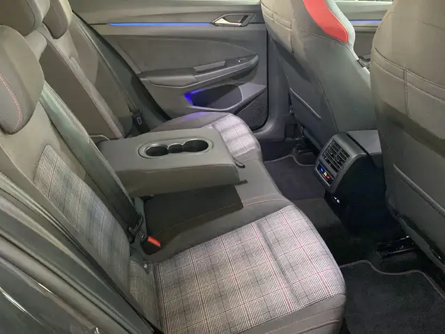 Volkswagen Golf view 13