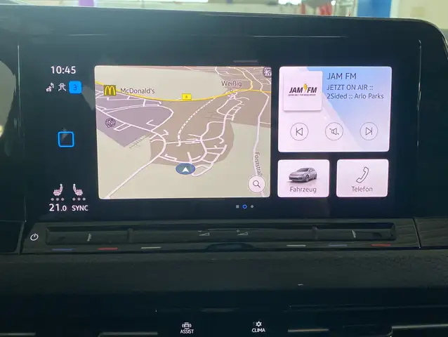 Volkswagen Golf view 20