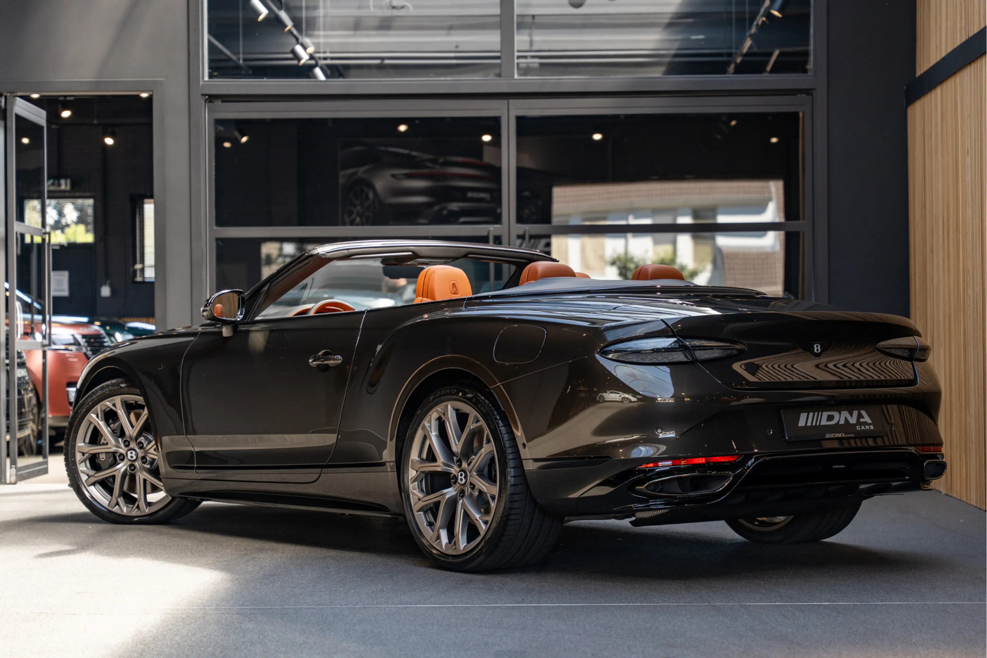 Bentley Continental GTC S Touring Package 4.0 V8 Hybrid — photo 5