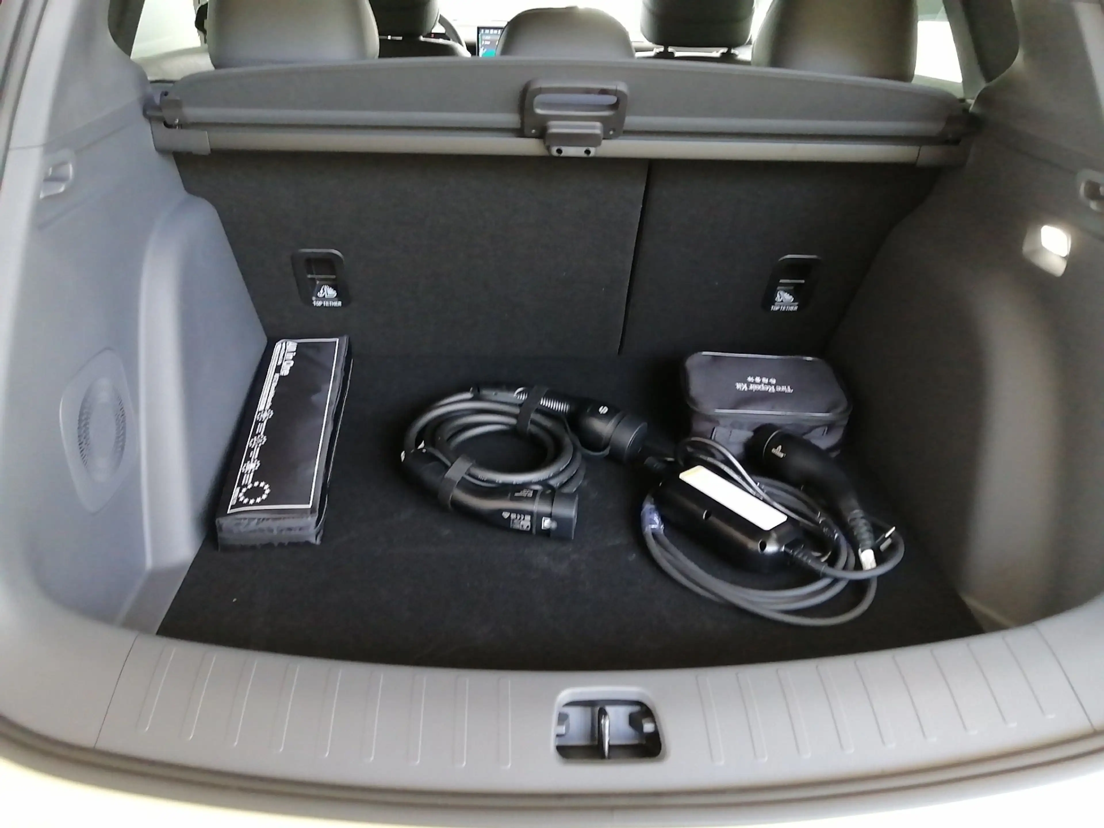Leapmotor B05 67 W BEV Design Pro Max — photo 13