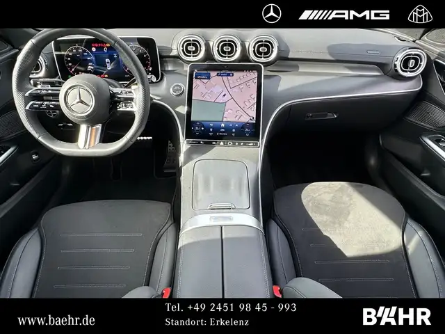 Mercedes-Benz C-Class view 4