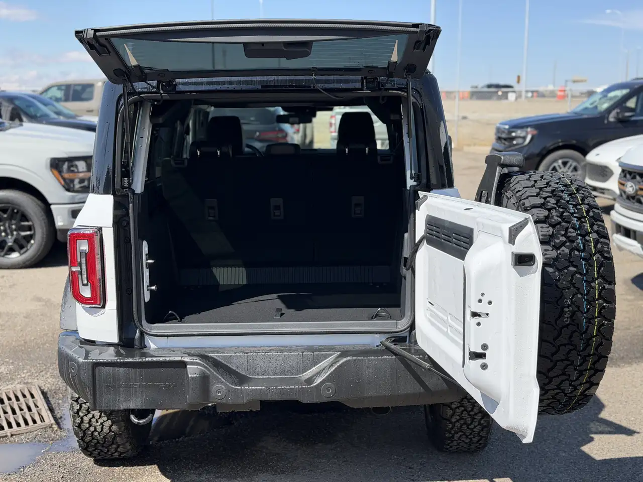 Ford Bronco снимка Ford Bronco