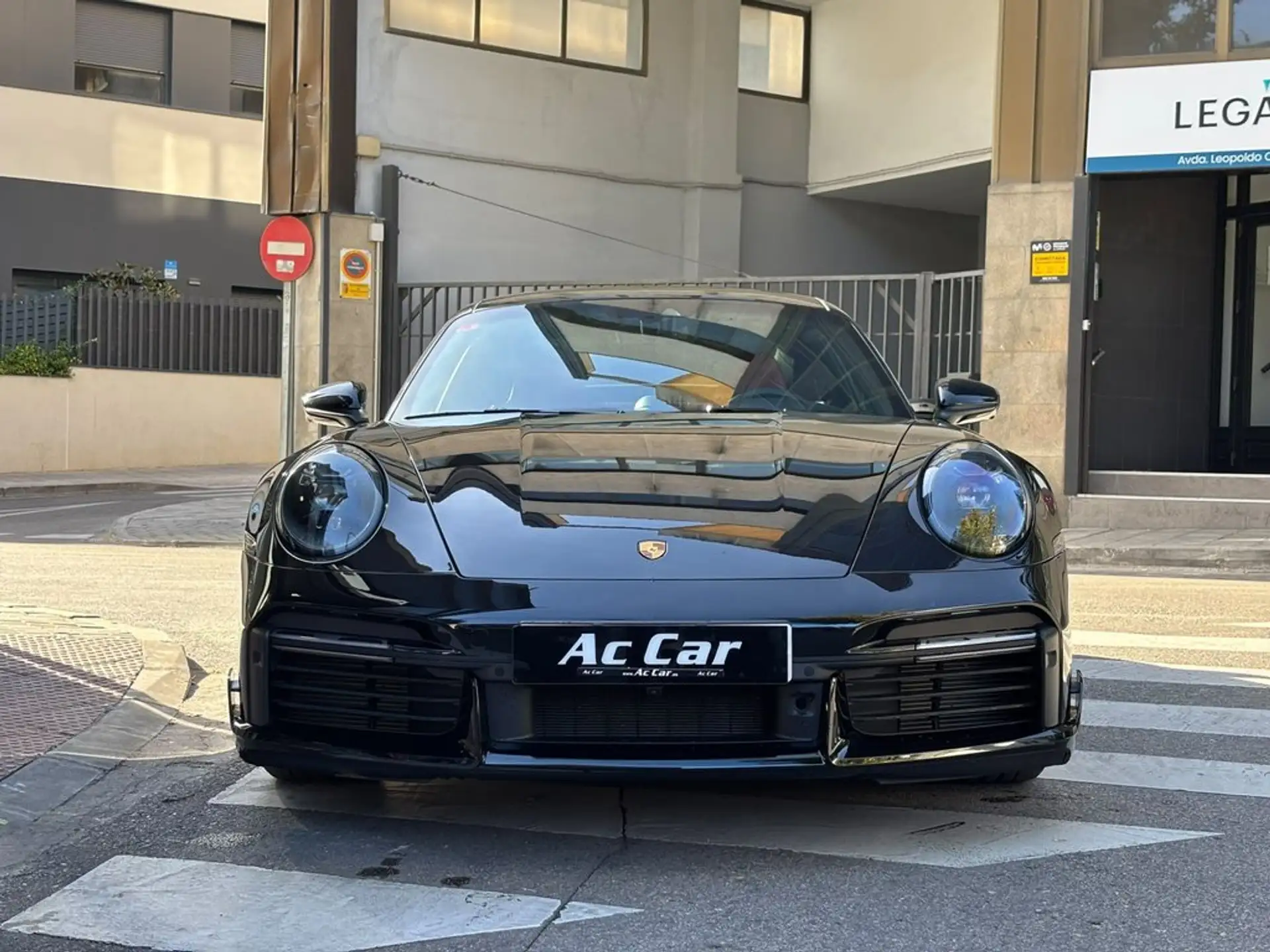 포르쉐 911 Turbo S Coupe 2021 블랙 사진 3