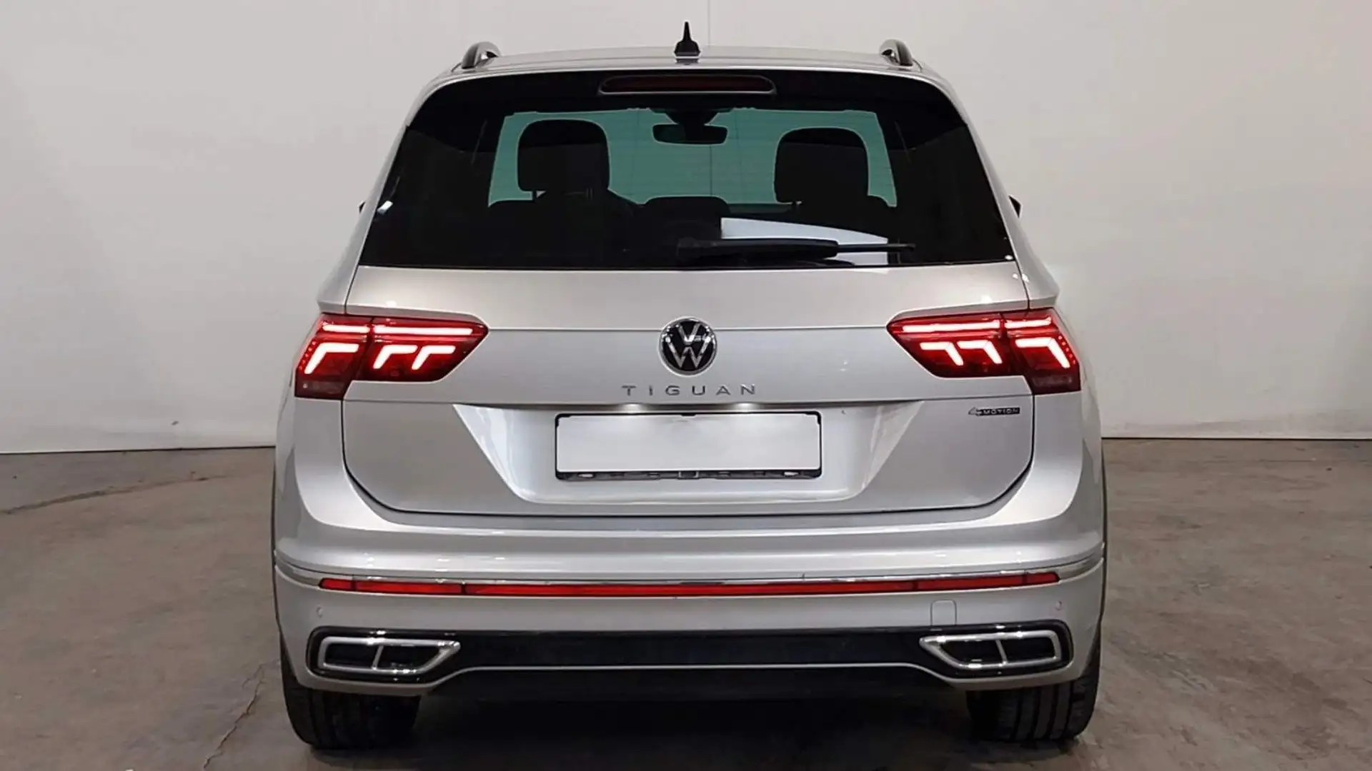 Volkswagen Tiguan R-Line 4M IQ-MATRIX/VIRTUAL/ACC/AHK/ Silber - 2