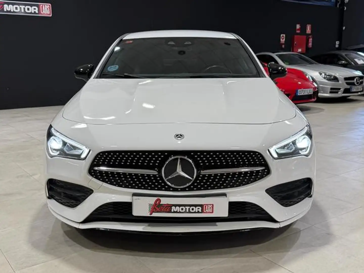 Mercedes-Benz CLA 200 200d Blanco - 2
