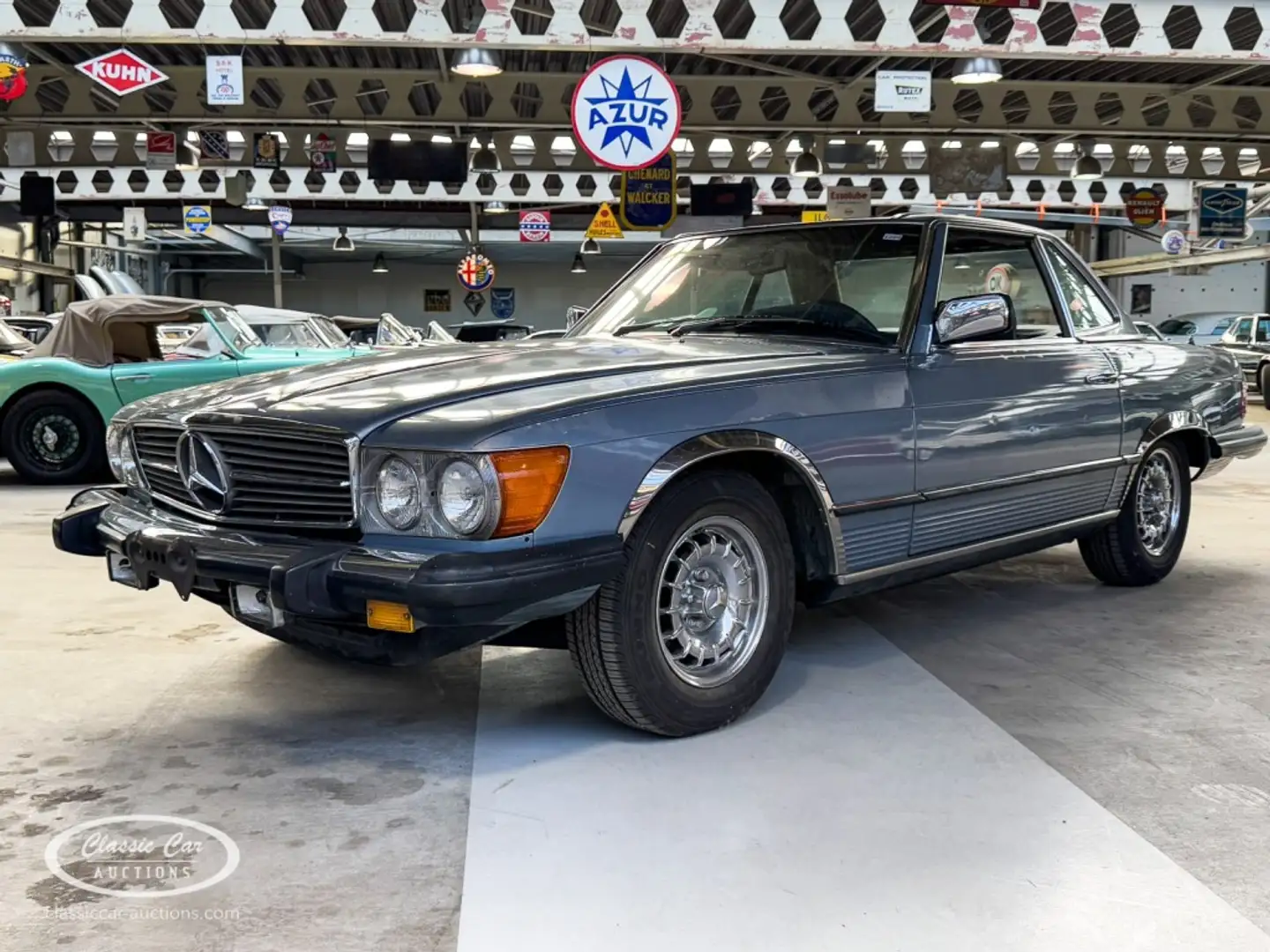 Mercedes-Benz - ONLINE AUCTION Blue - 1