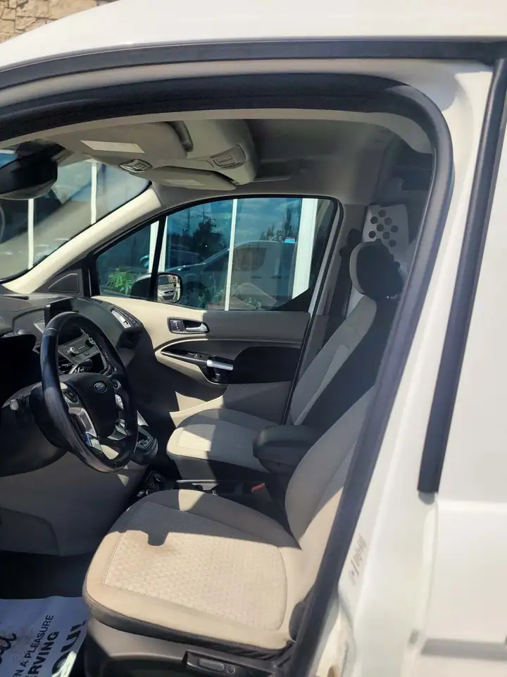 Ford Transit Connect снимка Ford Transit Connect