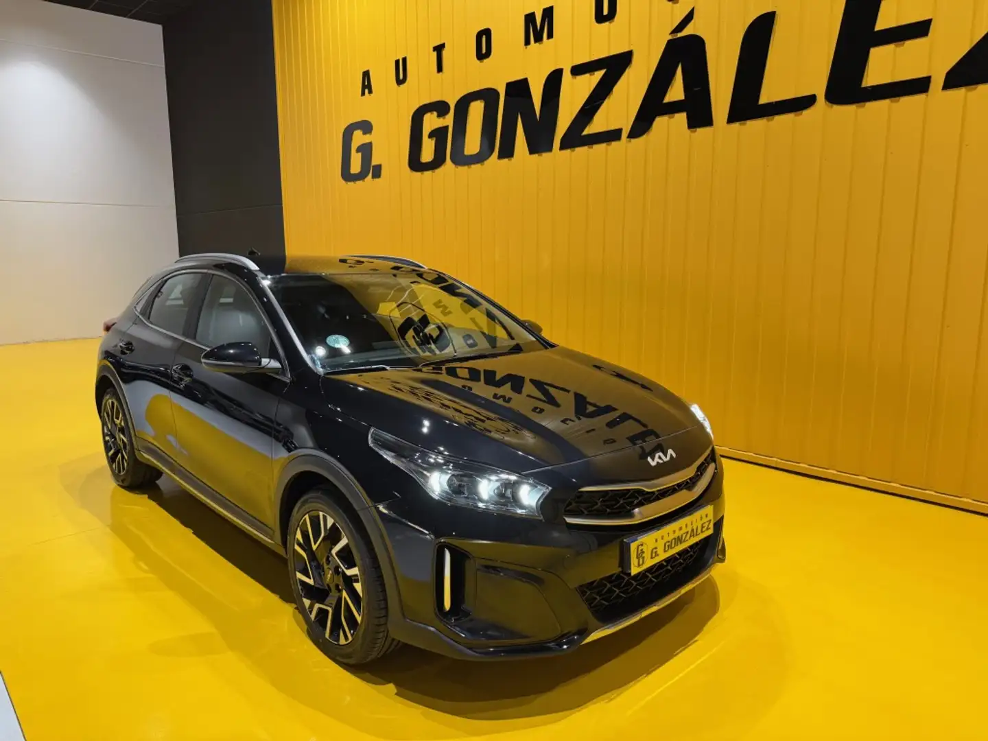 Kia XCeed 1.0 T-GDi Tech Noir - 2