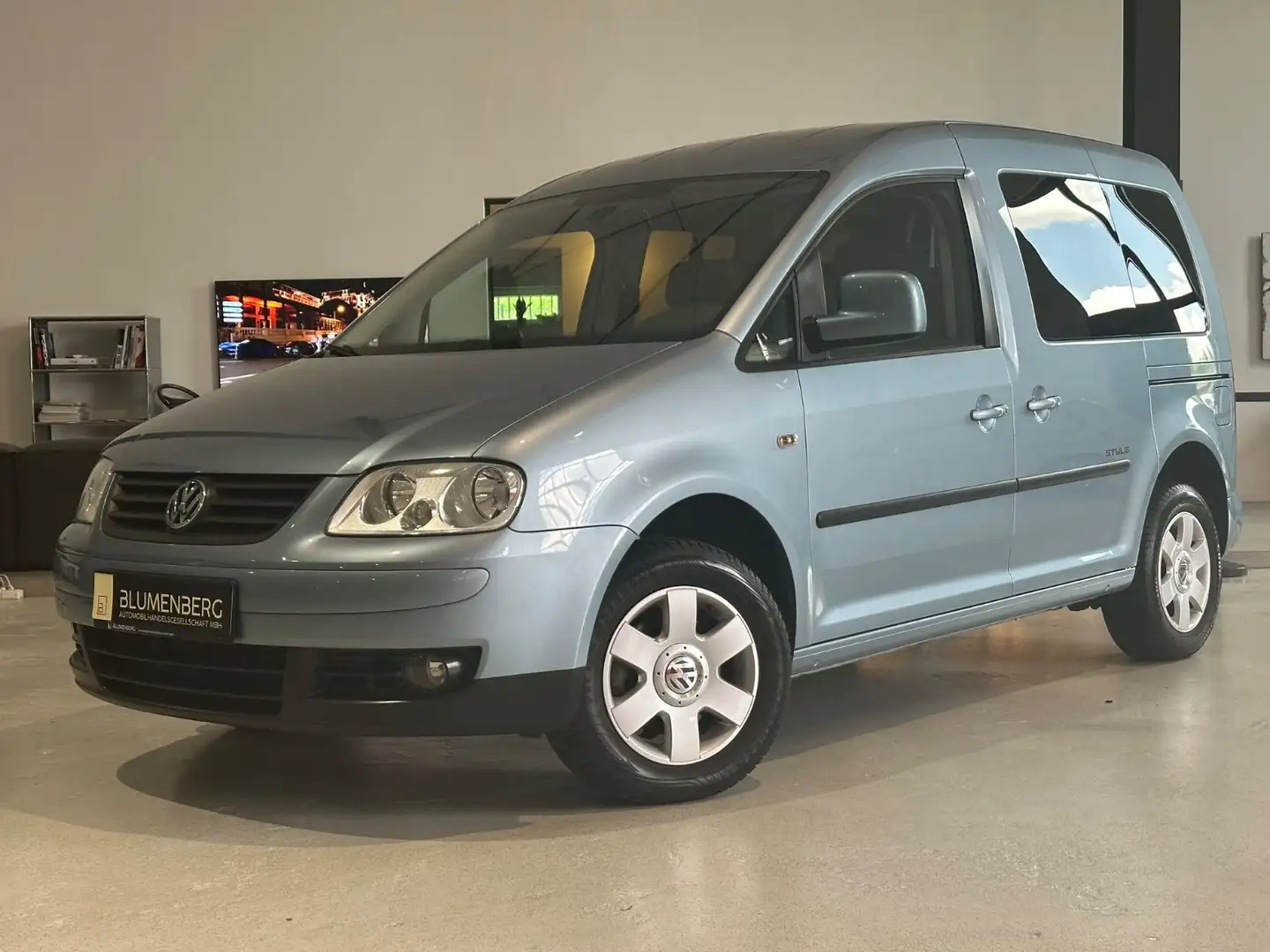 Volkswagen Caddy Life 1.6 Style *PDC,Tempo,Klima,Sitzh.* Blau - 1