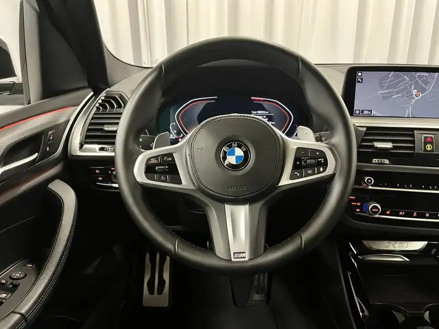 BMW X3 view 10