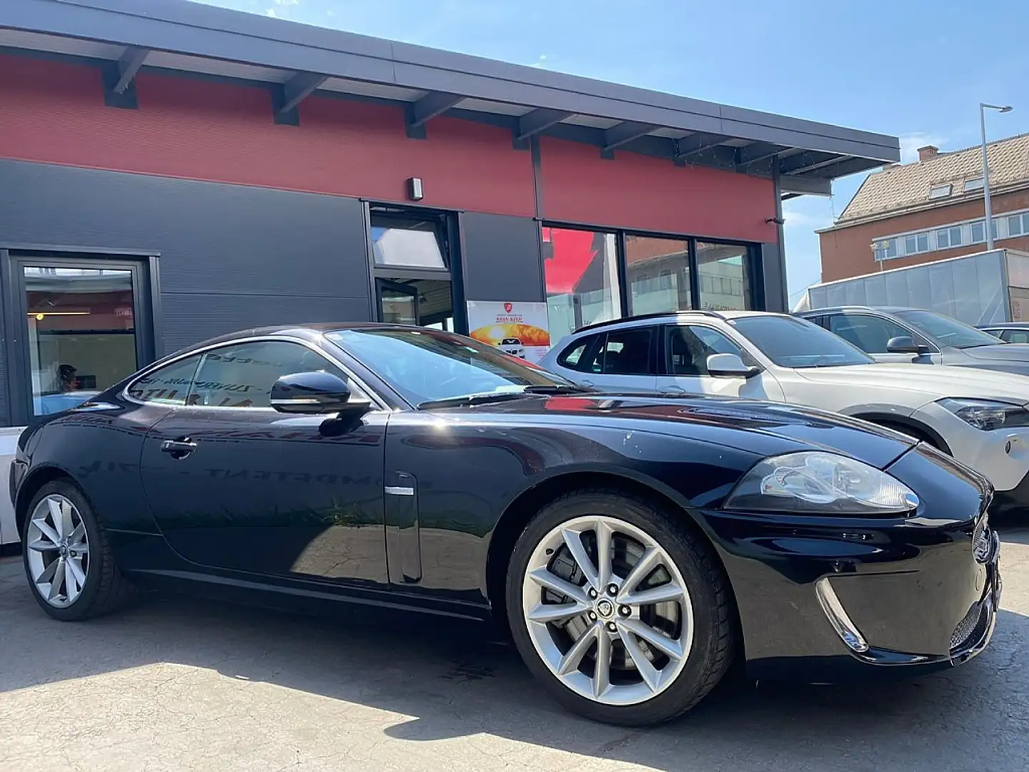 Jaguar XKR -S 5,0 S/C Coupé Supercharged*Leder*Navi*Xenon* Noir - 2
