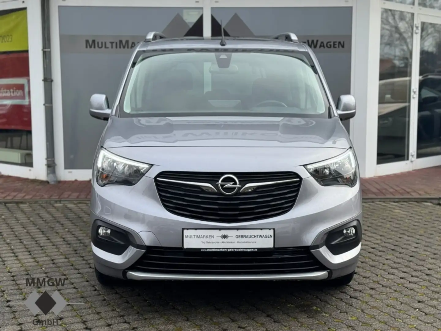 Opel Combo E LIFE INNOVATION 1.5 D EU6d-T Pano/CarPlay/Klima Grijs - 2