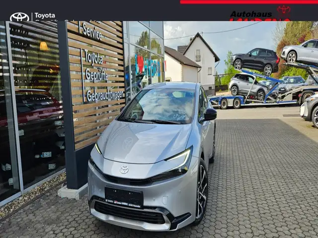 Toyota Prius Plug in Hybrid Executive