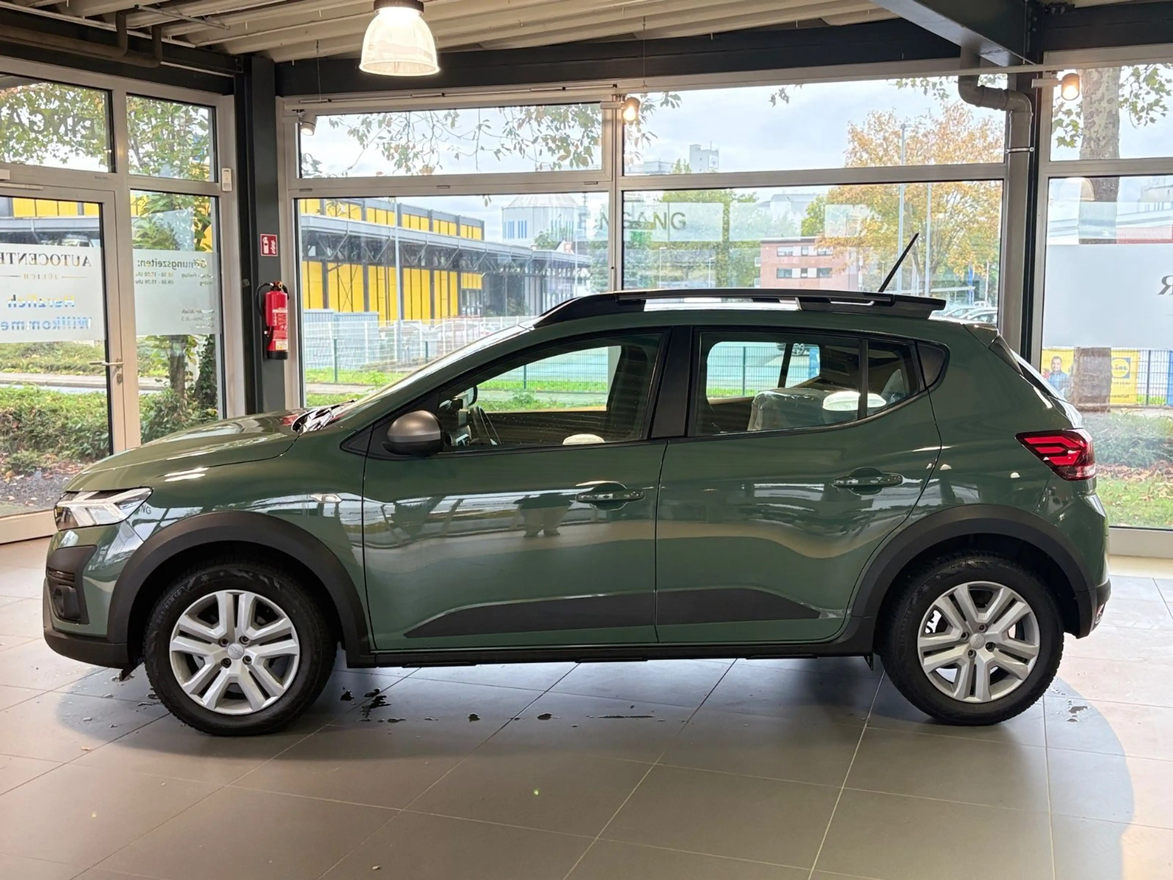 Dacia Sandero III Stepway Expression*Wenig km*8-Fach — photo 8
