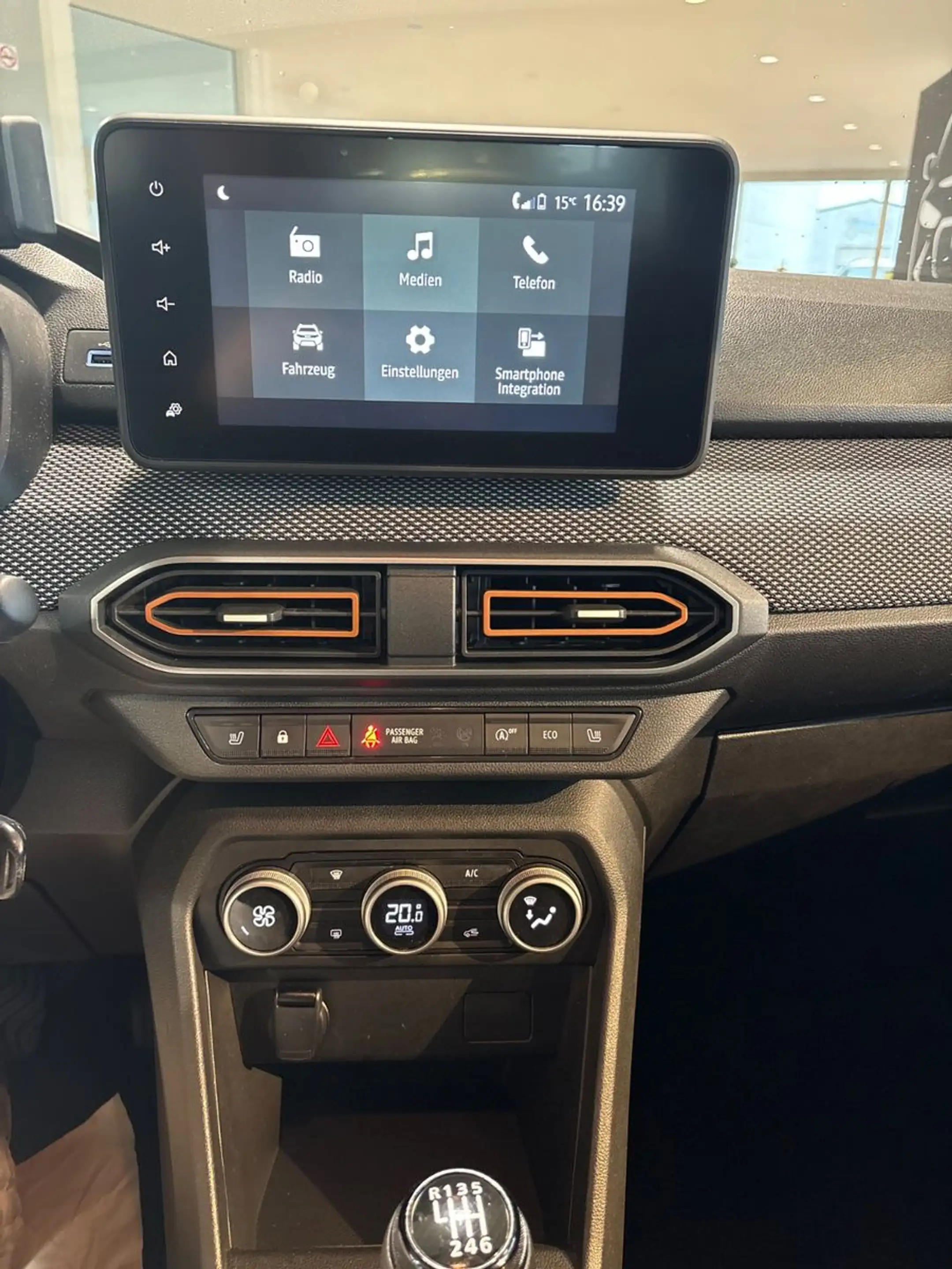 Dacia Sandero III Stepway Expression*Wenig km*8-Fach — photo 13
