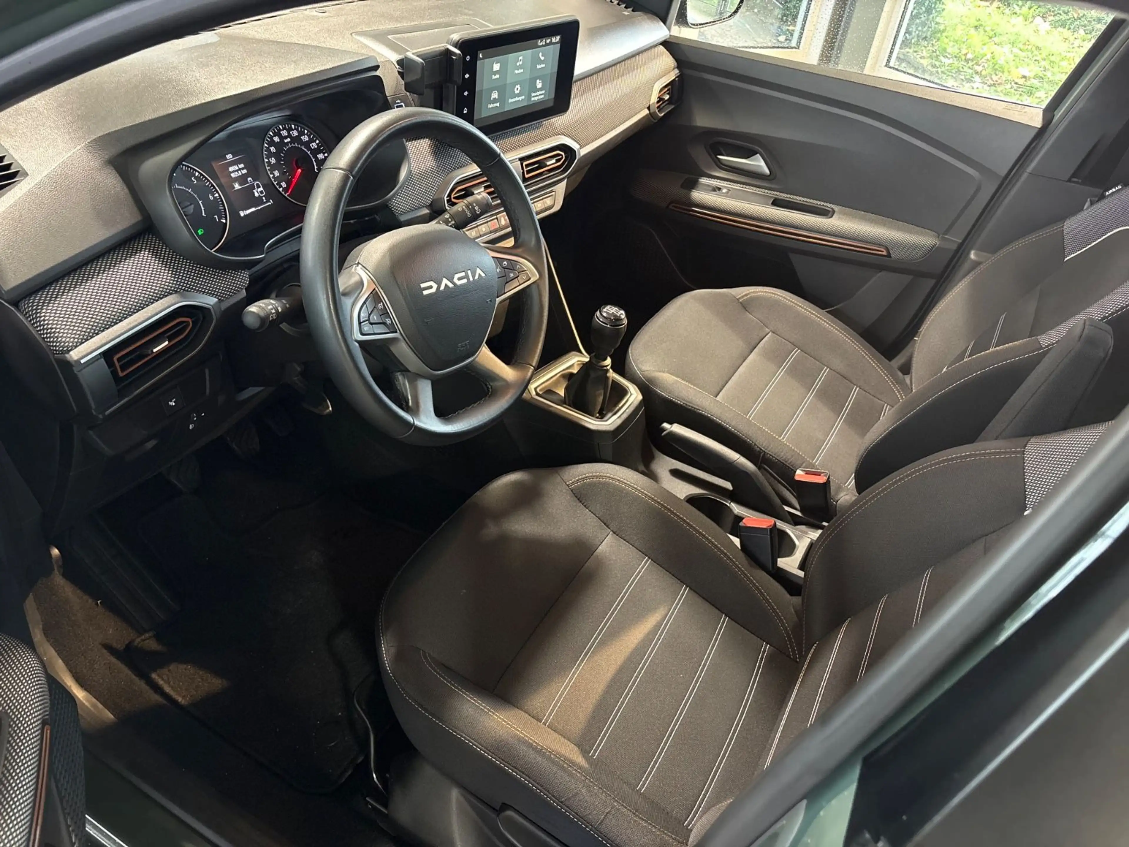 Dacia Sandero III Stepway Expression*Wenig km*8-Fach — photo 9