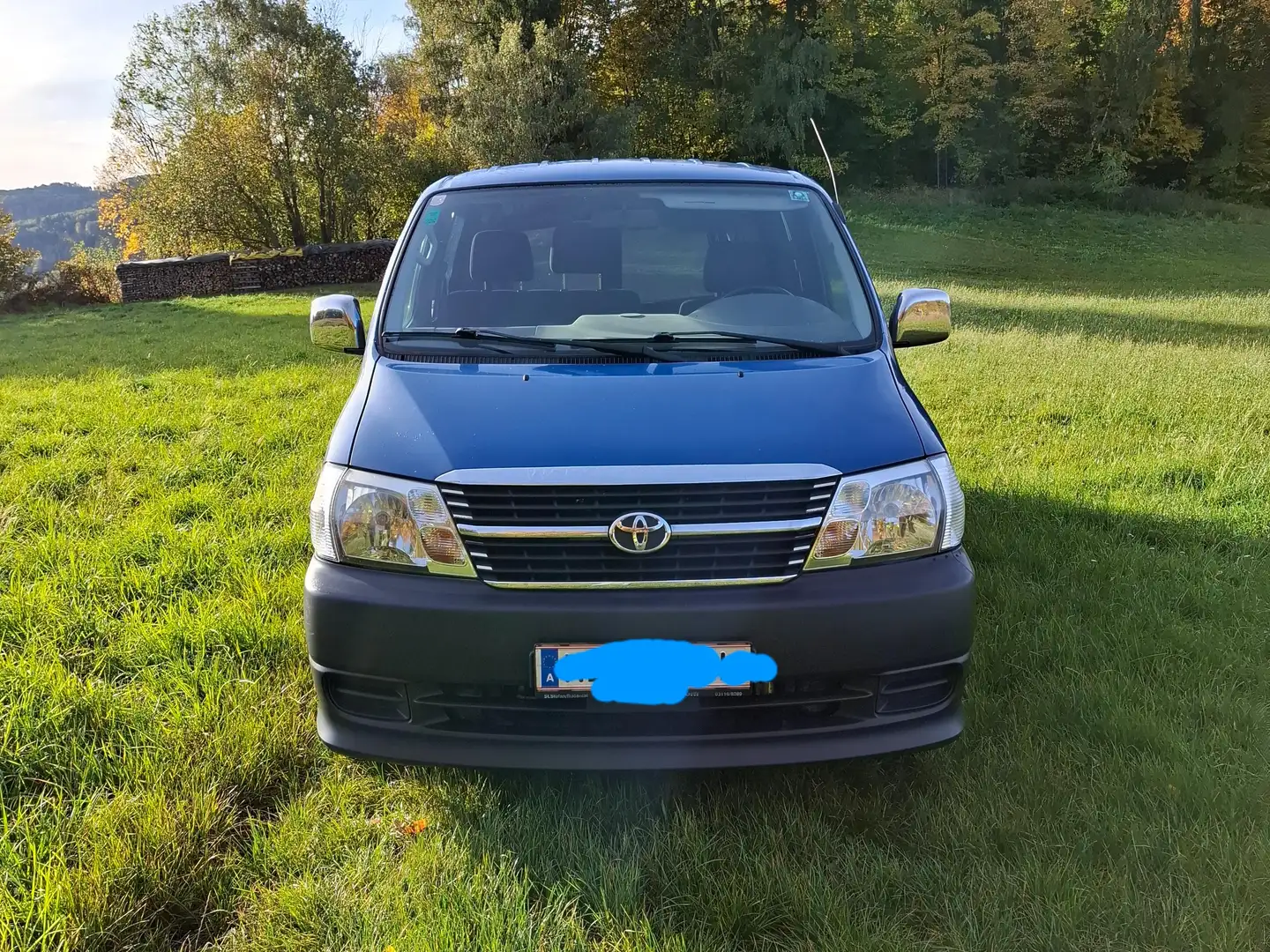 Toyota Hiace Hiace 2,5 D-4D 120 lang Blau - 2