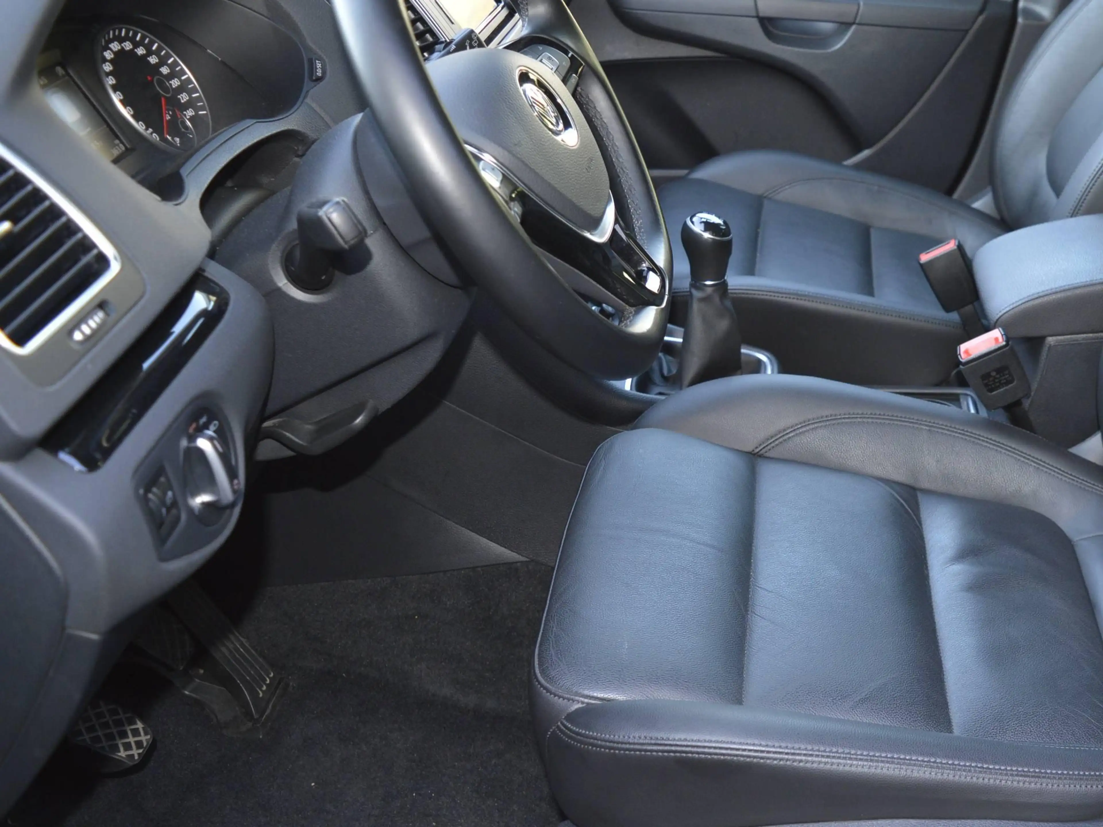 Volkswagen Sharan Highline 1.4TSI*Leder*E-Sitze*6G*7Sitzer*ACC*CAM — photo 10
