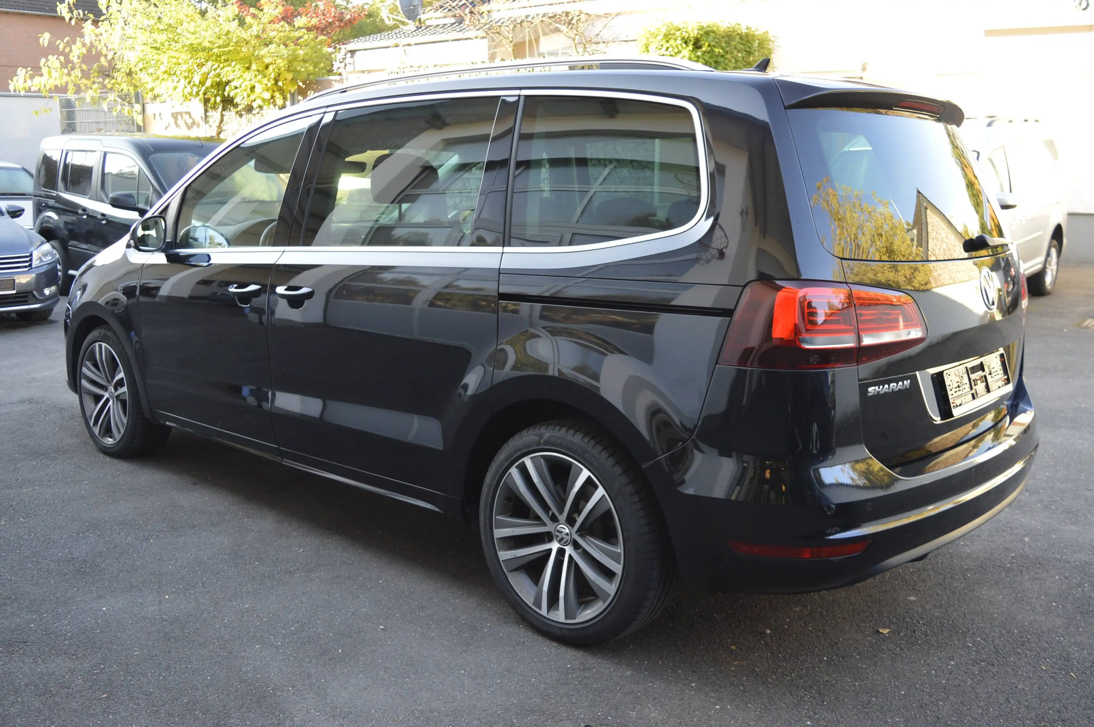 Volkswagen Sharan Highline 1.4TSI*Leder*E-Sitze*6G*7Sitzer*ACC*CAM — photo 6