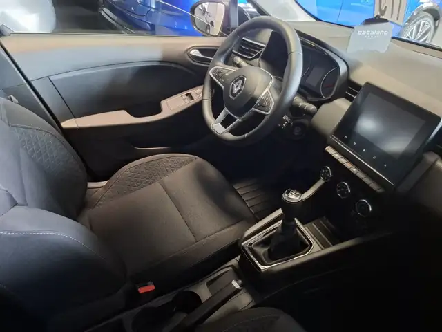Renault Clio view 11