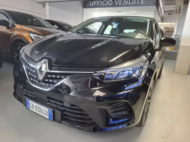 Renault Clio view 4