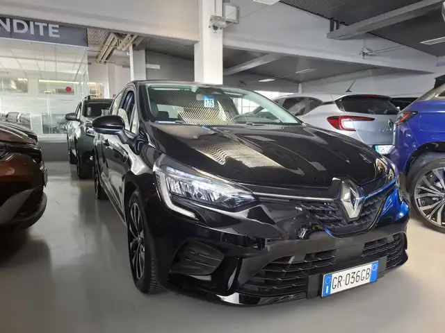 Renault Clio view 8