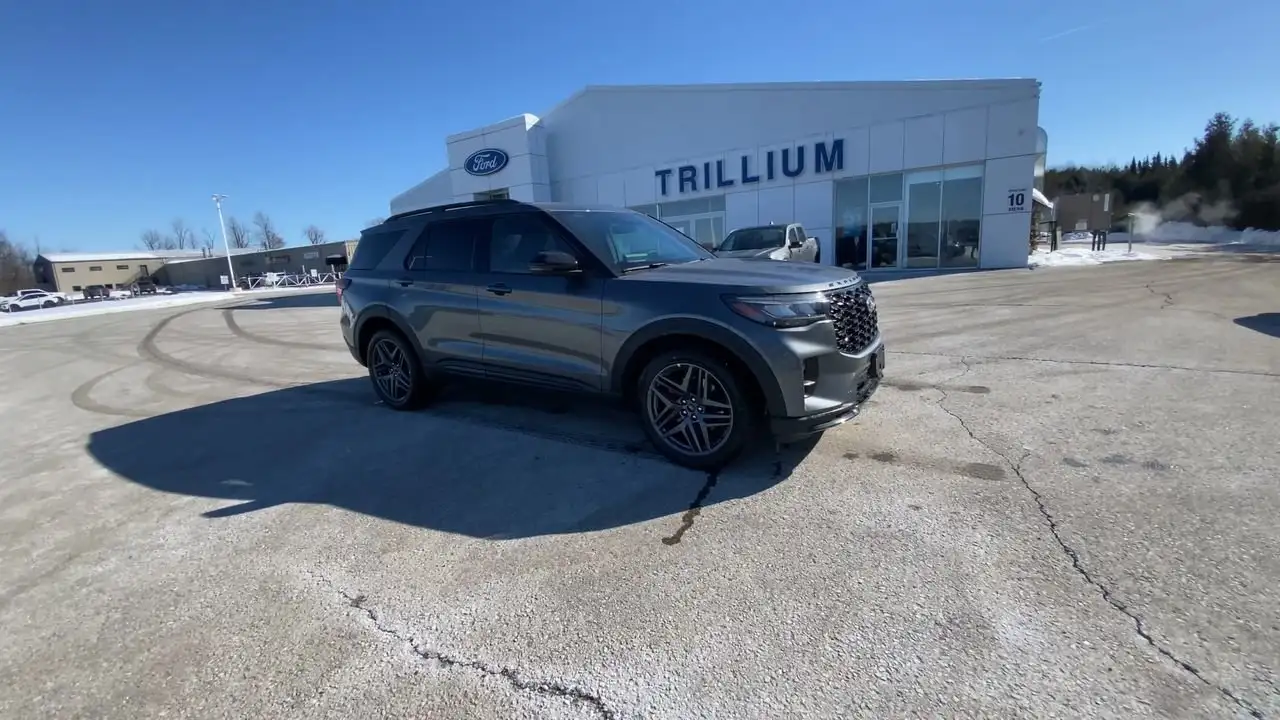 Ford Explorer photo Ford Explorer