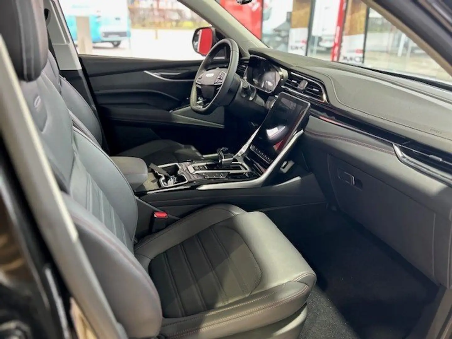 Maxus Euniq 6 70 kWh FWD NIEUWE WAGEN Schwarz - 2