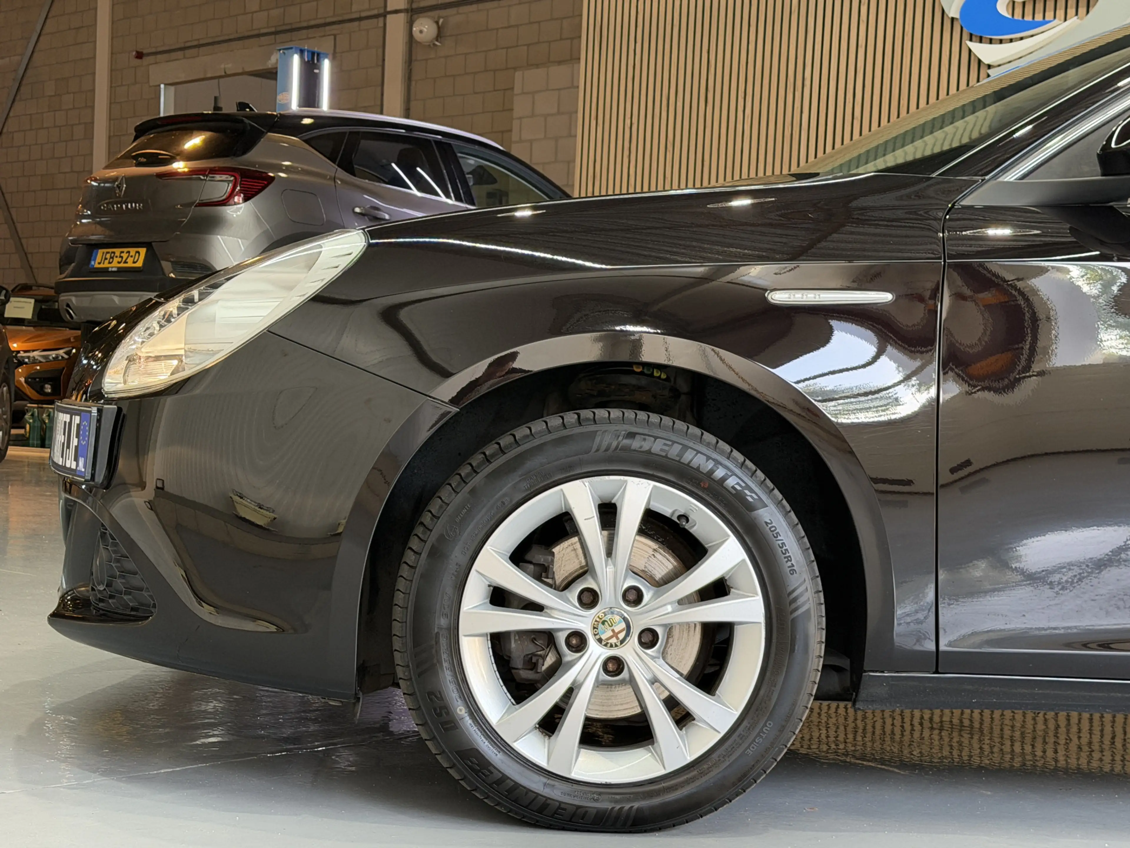 Alfa Romeo Giulietta 1.4 T Distinctive Clima | Navi | Cruise control | — photo 17