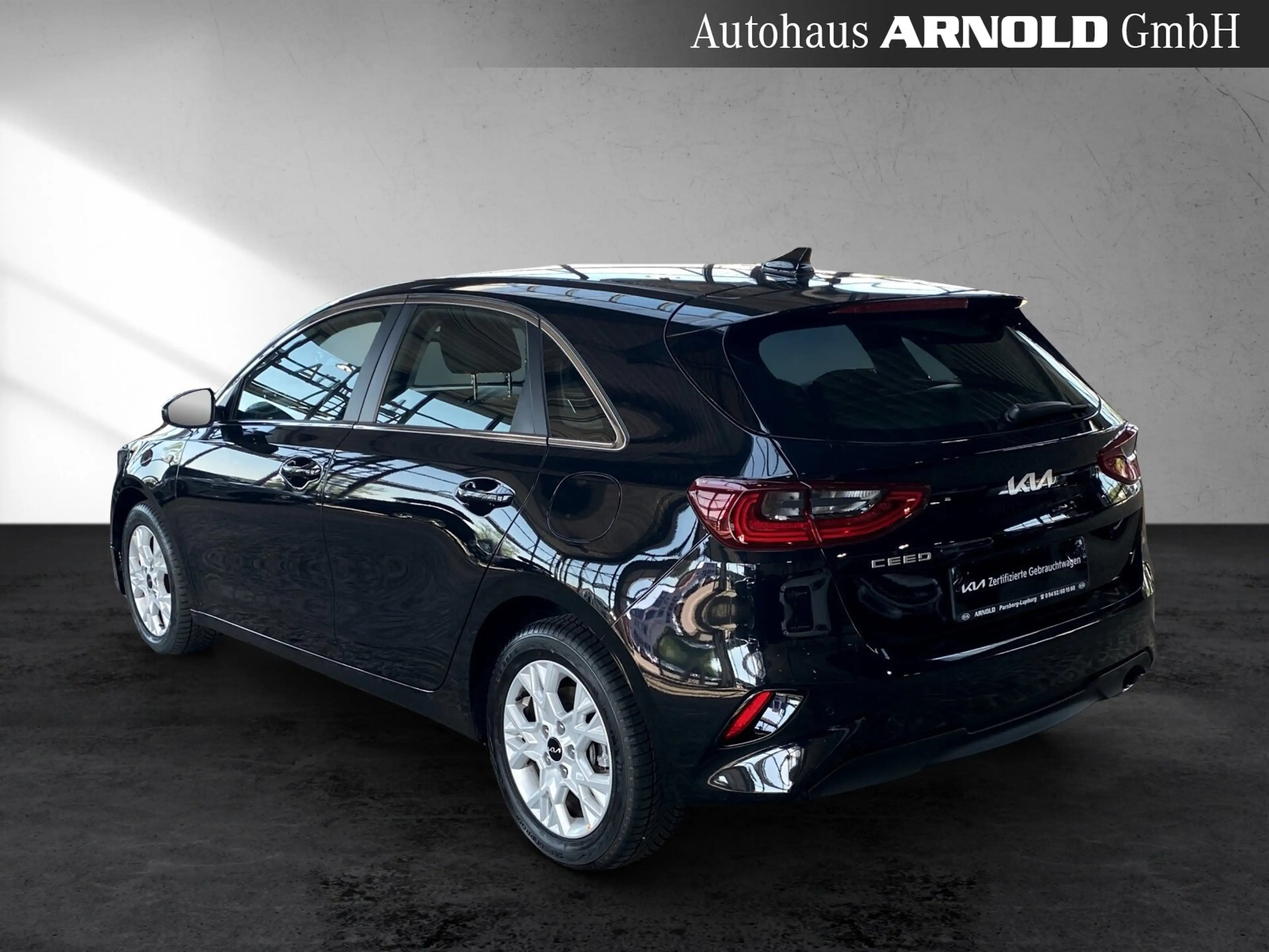 Kia Ceed / cee'd Ceed 1.5 T-GDI DCT7 Vision Komfort+ Navi Kamera — photo 4