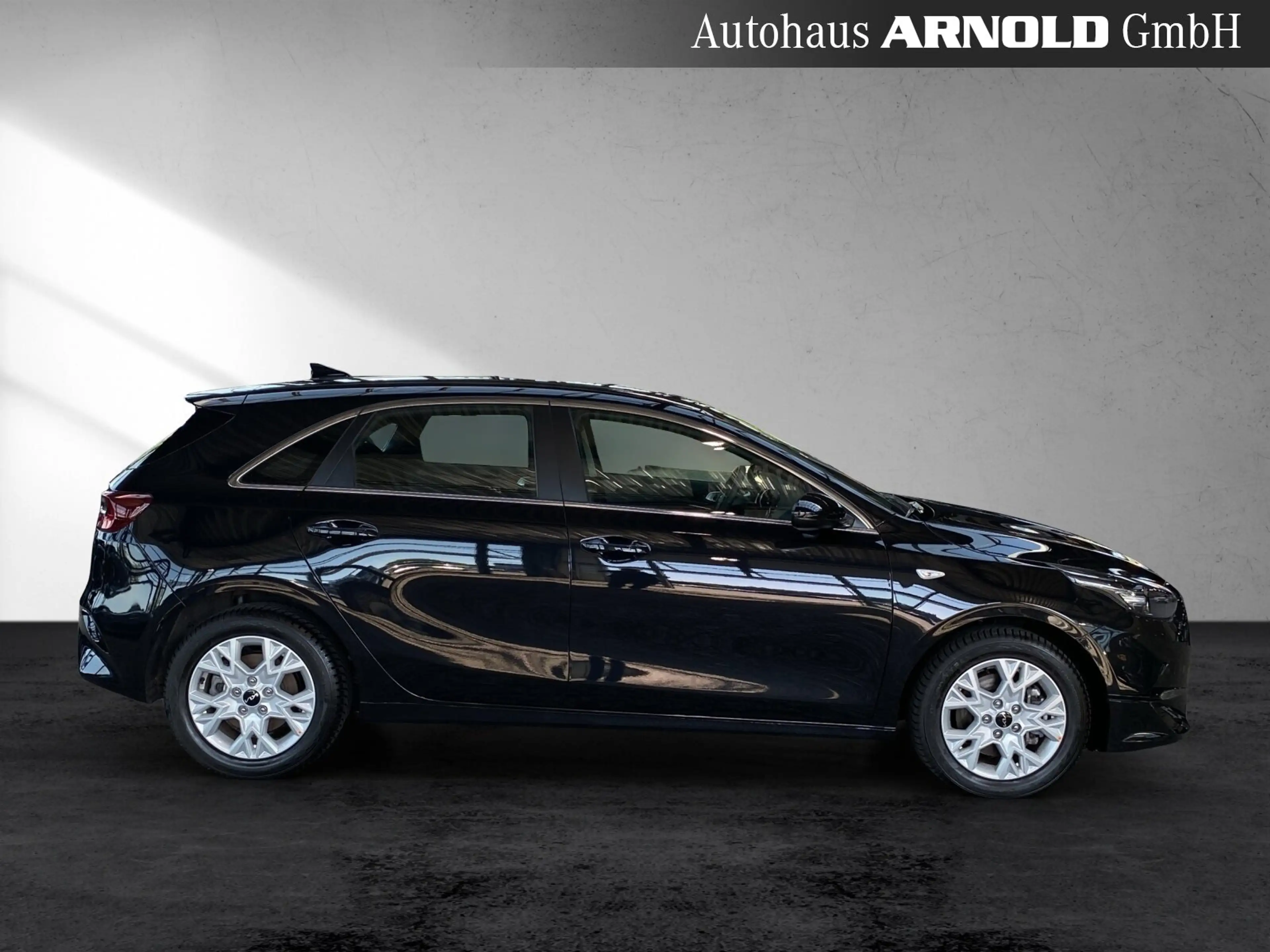 Kia Ceed / cee'd Ceed 1.5 T-GDI DCT7 Vision Komfort+ Navi Kamera — photo 6