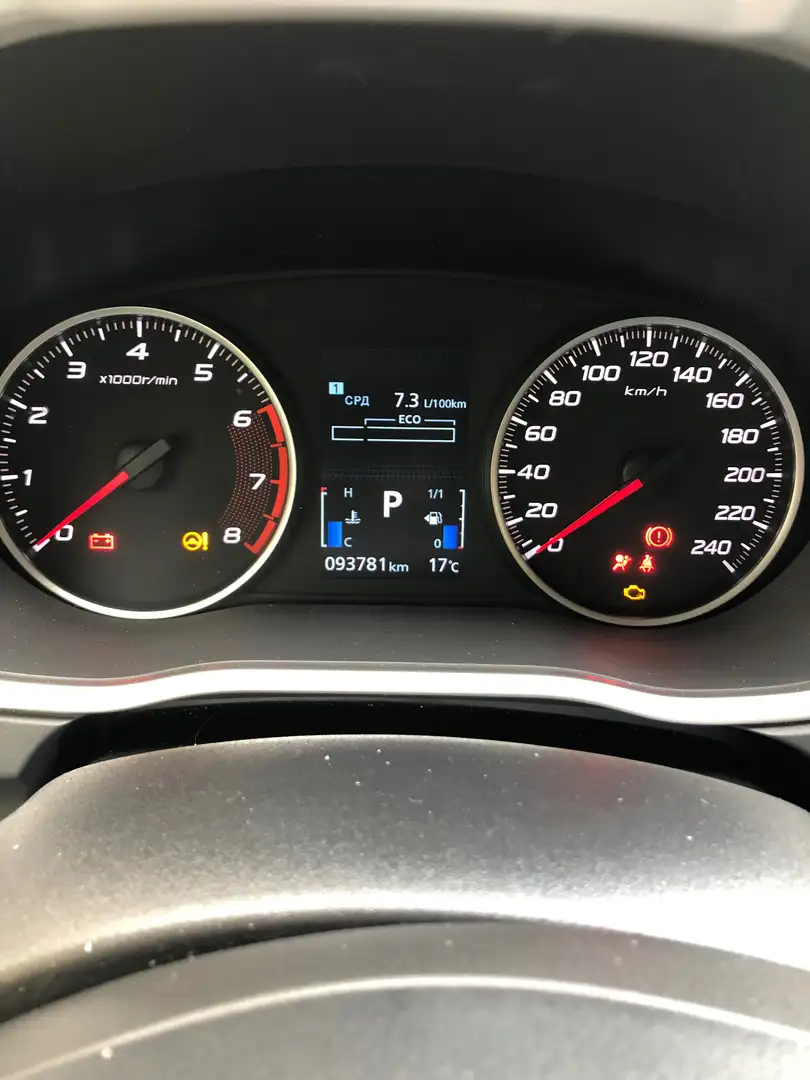 Mitsubishi Eclipse Cross Eclipse Cross 1.5 T-MIVEC Rot - 2
