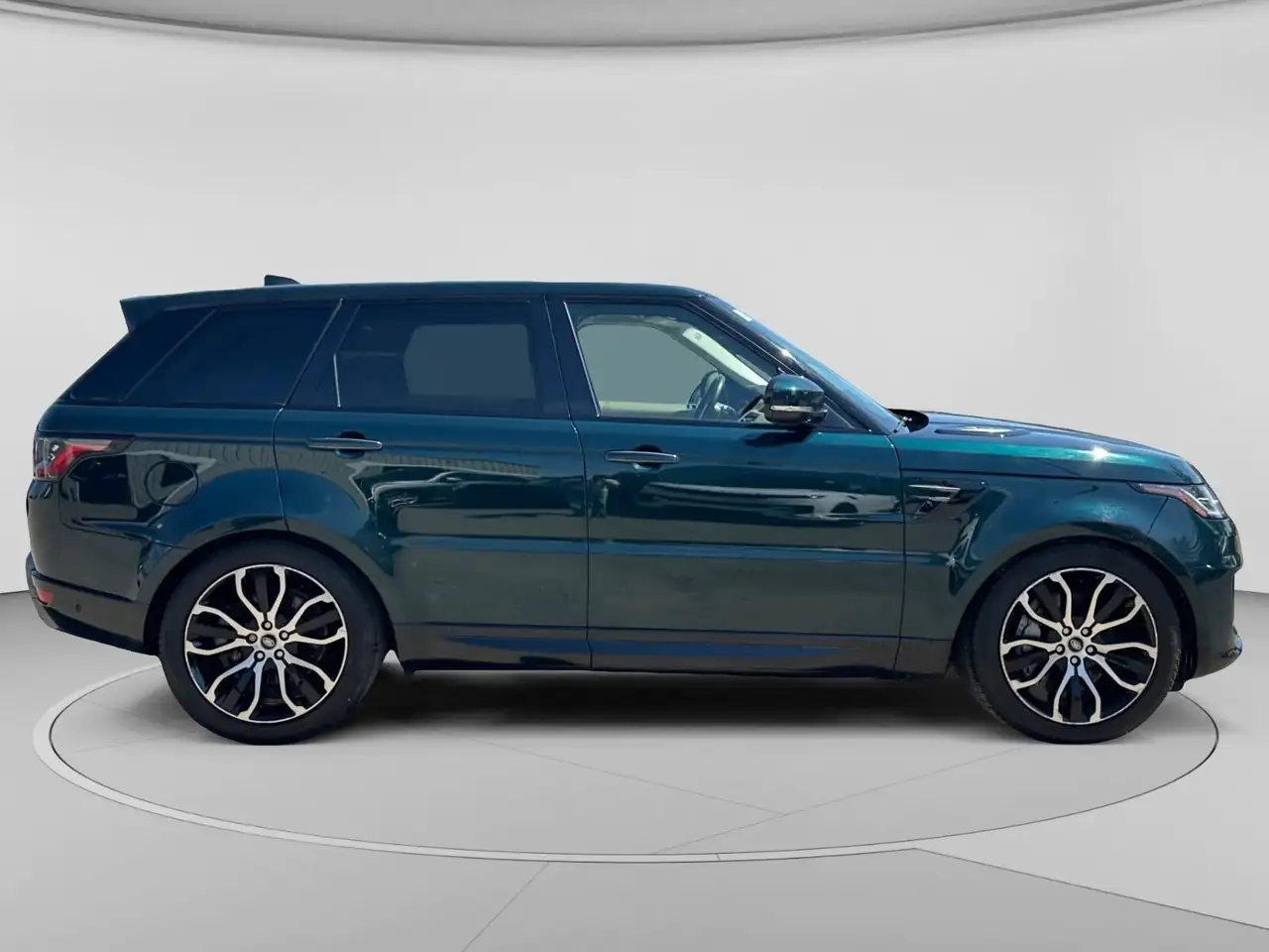 Land Rover Range Rover Sport снимка Land Rover Range Rover Sport