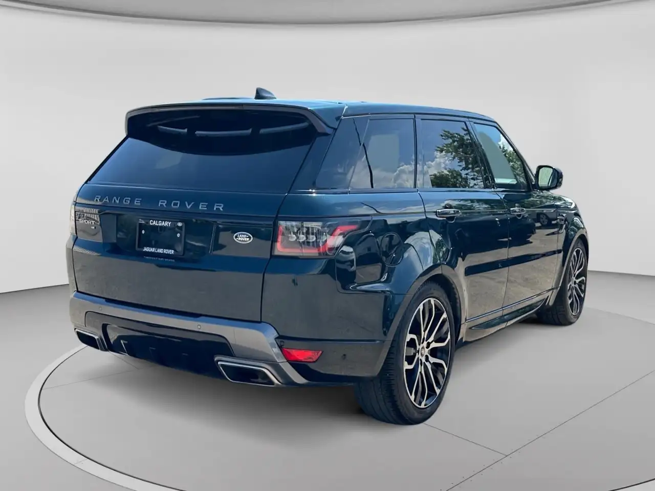 Land Rover Range Rover Sport снимка Land Rover Range Rover Sport