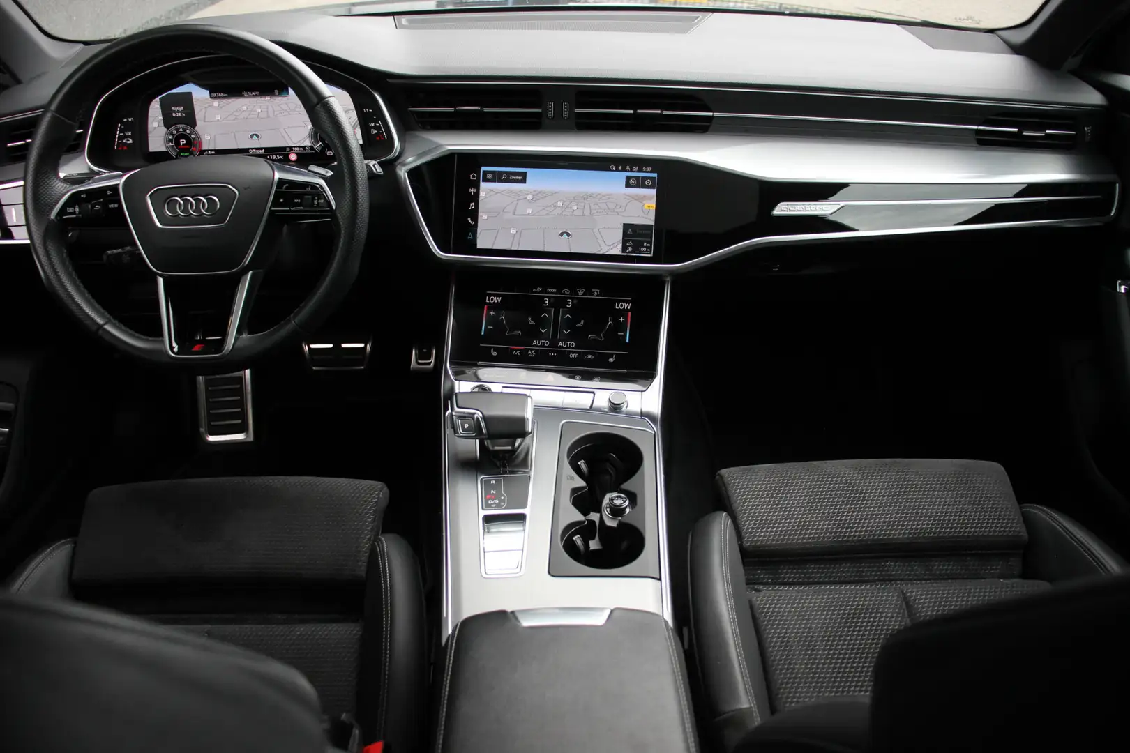 Audi A6 Avant 55 TFSI e quattro Competition S-Line | Pano. Grijs - 2