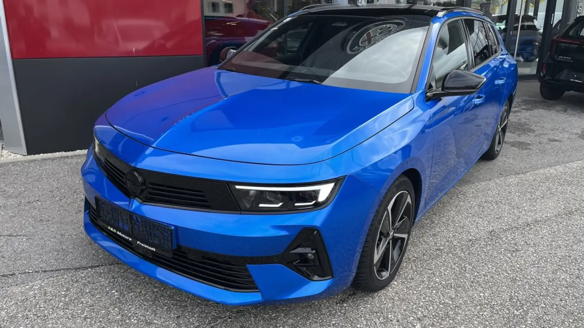 Opel Astra . Sports Tourer. GS. 1.2 Direct Injection Turbo Euro 6.4 Blau - 1