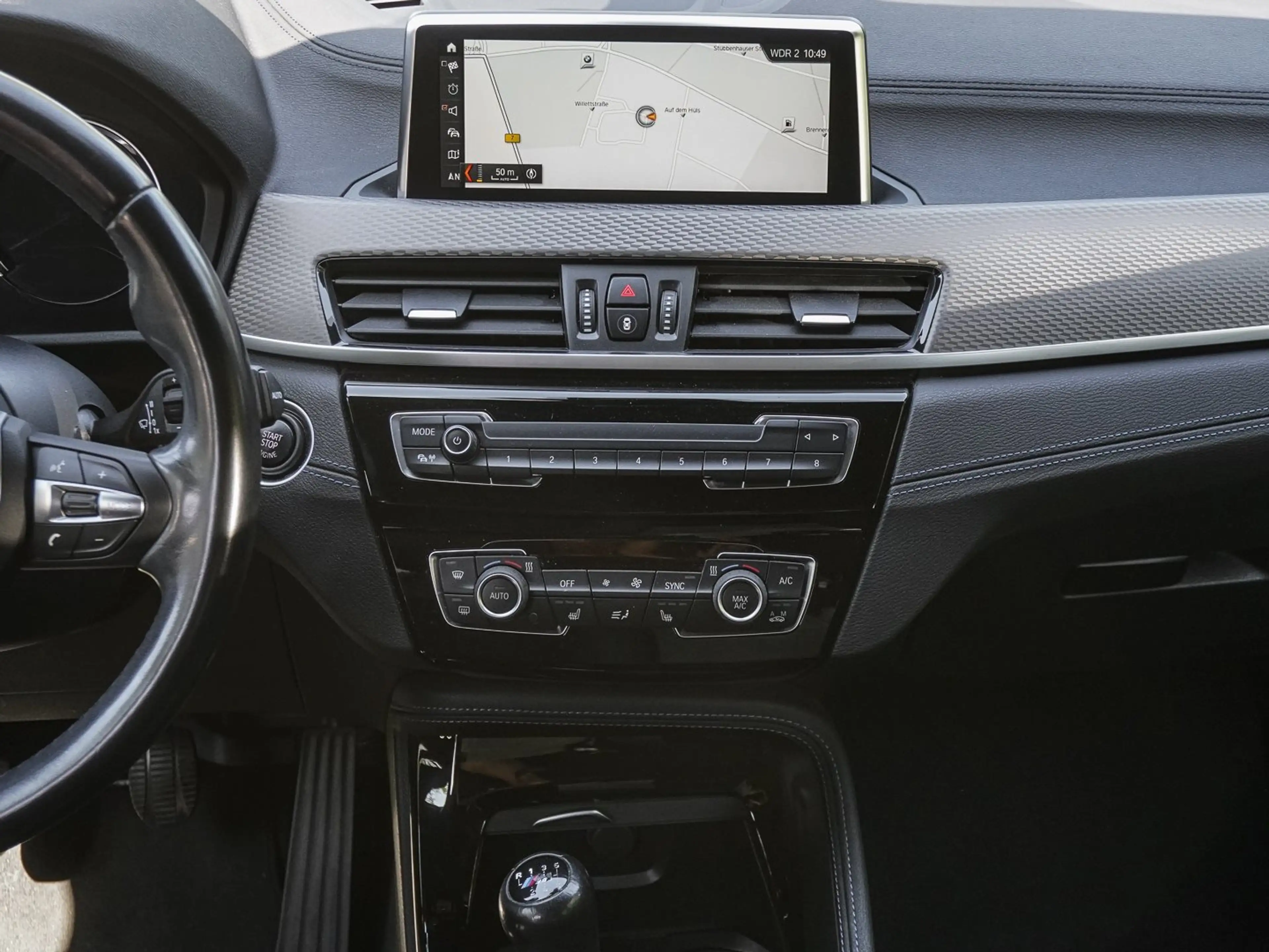 BMW X2 sDrive18d M Sport NAVI LED PDC V+H DAB Klima — photo 8